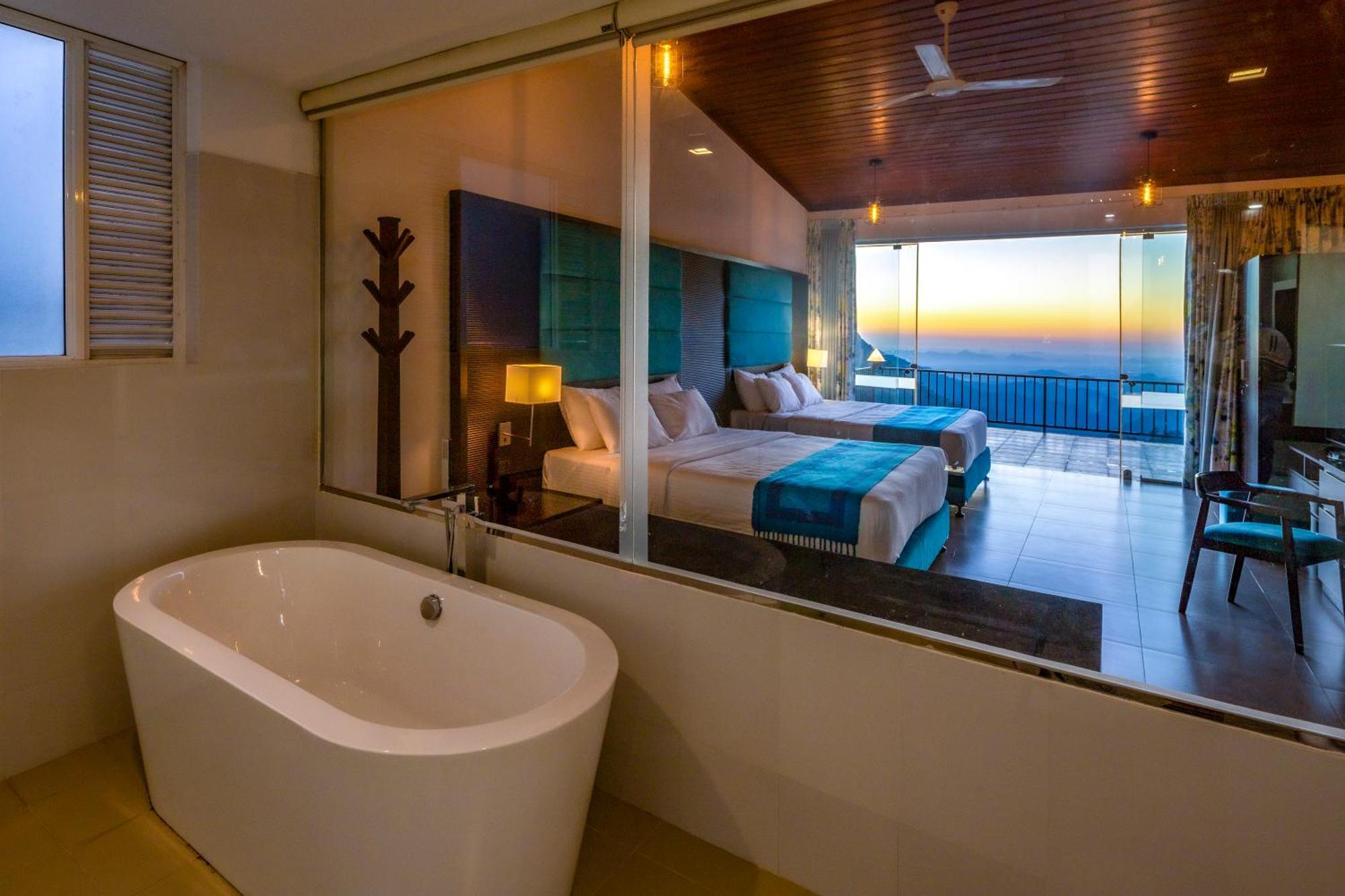 فندق The Pinnacle 4*